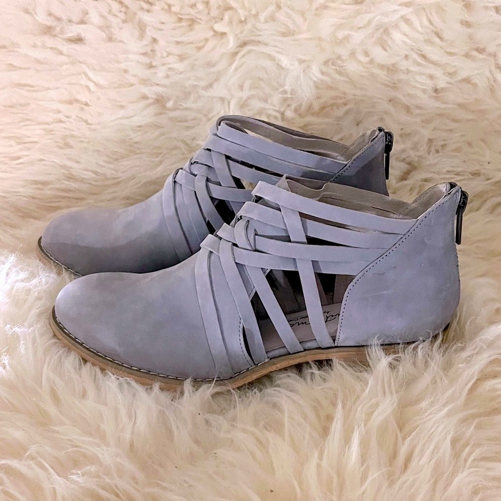 New Gray Suede Back-Zip Strap Heels Sandals
